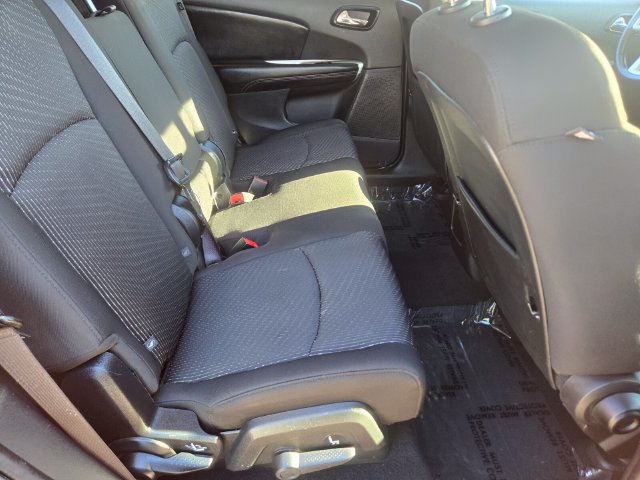 Used 2020 Dodge Journey SE w/ SE Popular Equipment Group FWD image 21