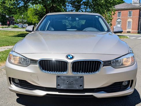 Used 2013 BMW 320i xDrive Sedan AWD/4WD image 8