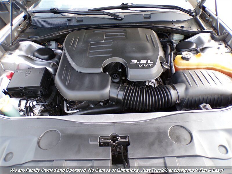 Used 2014 Dodge Charger SXT RWD image 42