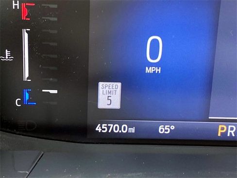 Used 2025 Ford Escape ST-Line Elite w/ Tech Pack #1 image 31