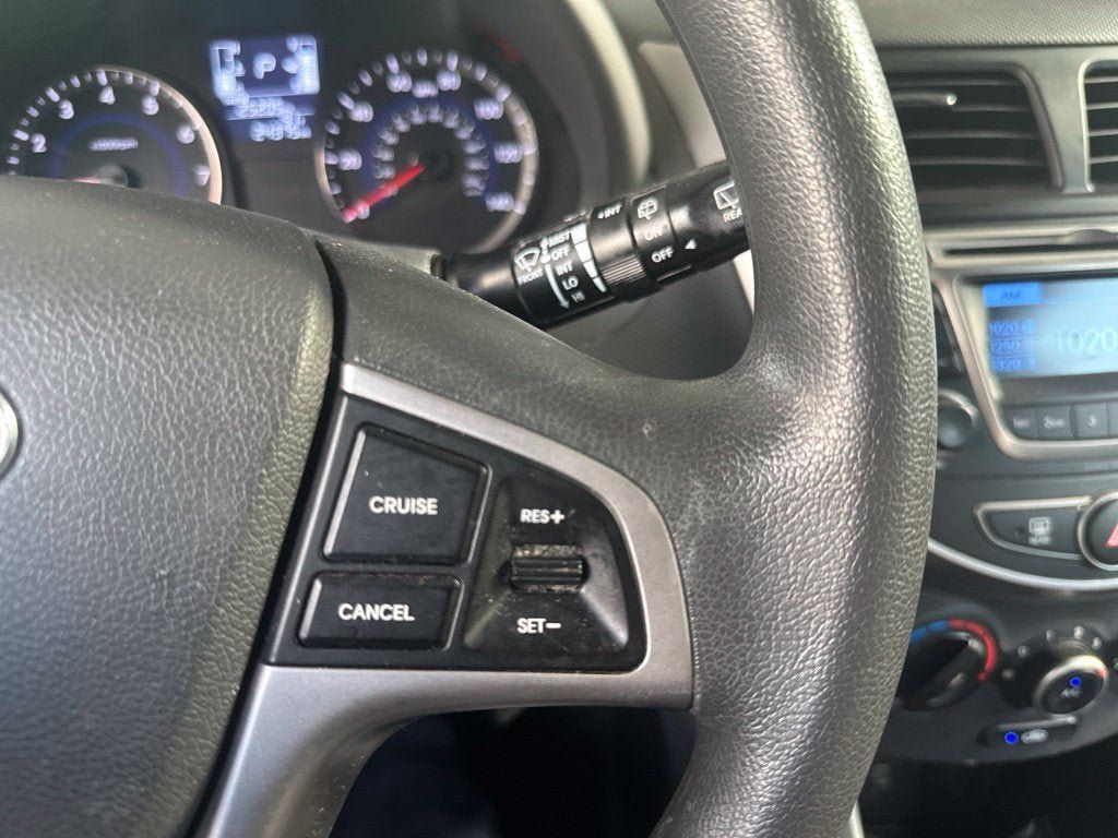 Used 2015 Hyundai Accent GS FWD image 14