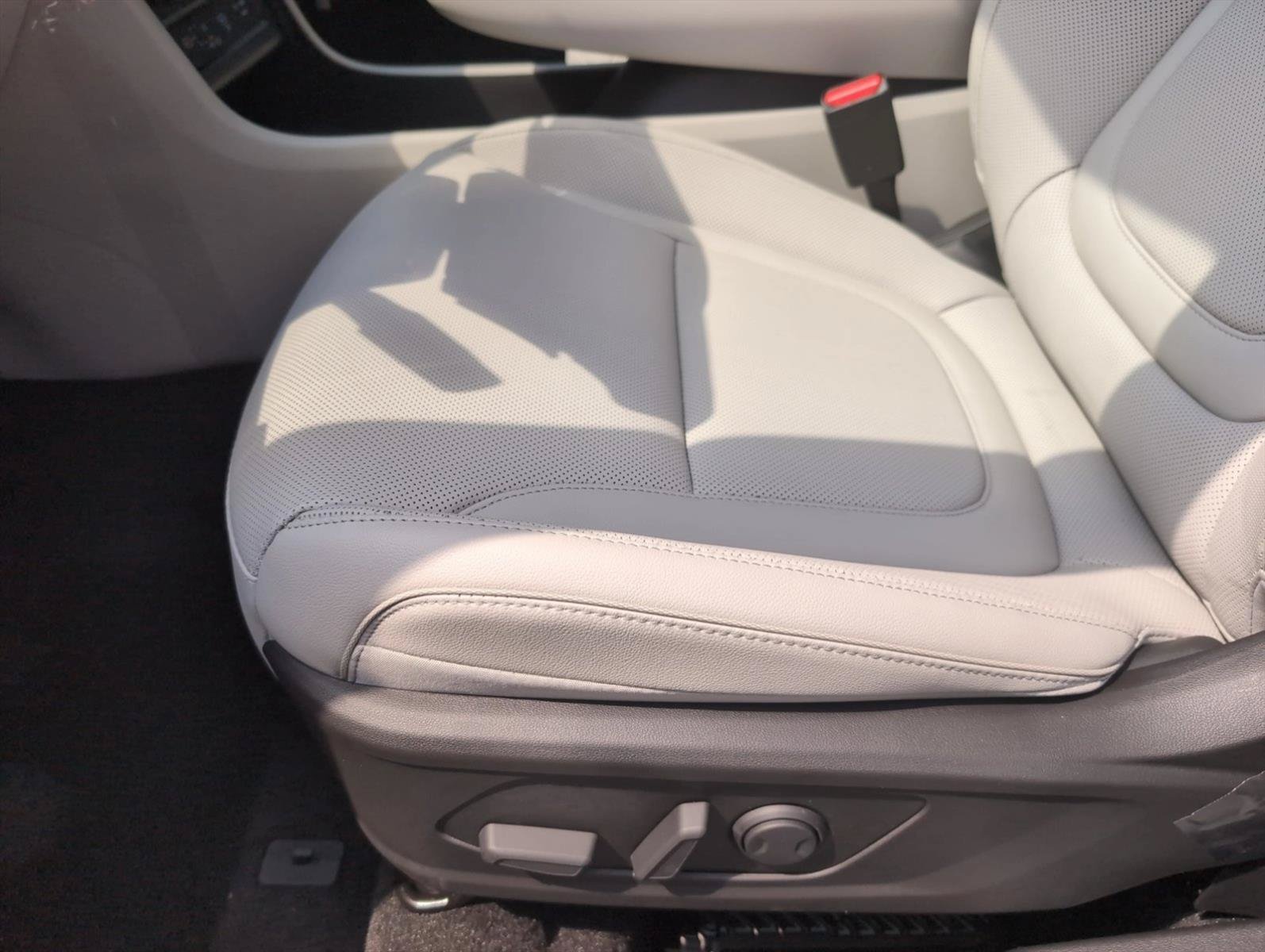 New 2026 Hyundai Tucson Limited AWD/4WD image 12