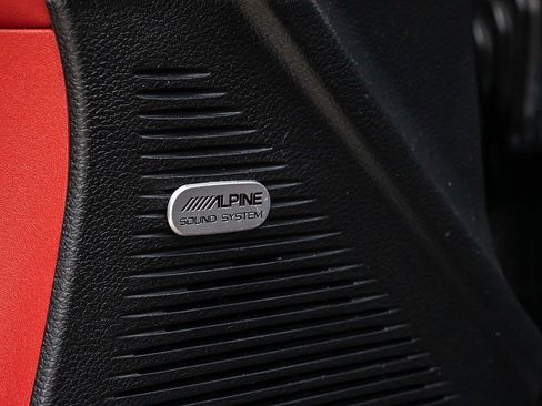 Used 2016 Dodge Challenger R/T Plus RWD image 30
