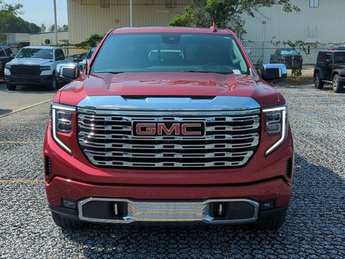 Used 2023 GMC Sierra 1500 Denali AWD/4WD image 9