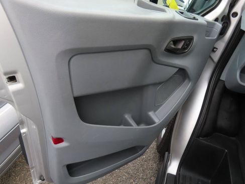 Used 2018 Ford Transit 150 130 Medium Roof RWD image 10