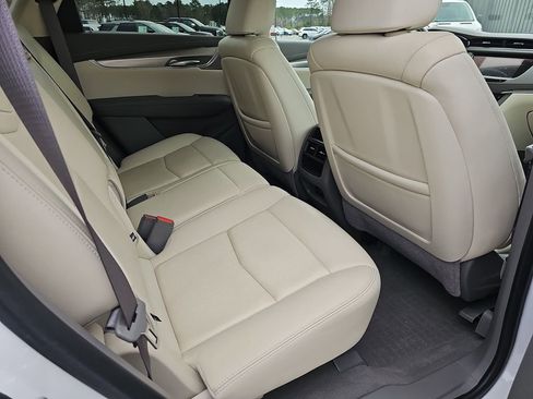 Used 2020 Cadillac XT5 Premium Luxury w/ LPO, Floor Liner Package image 14