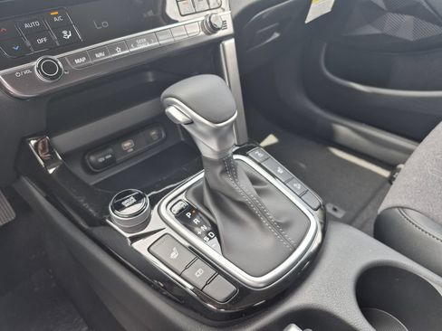 New 2026 Kia Seltos S AWD/4WD image 9