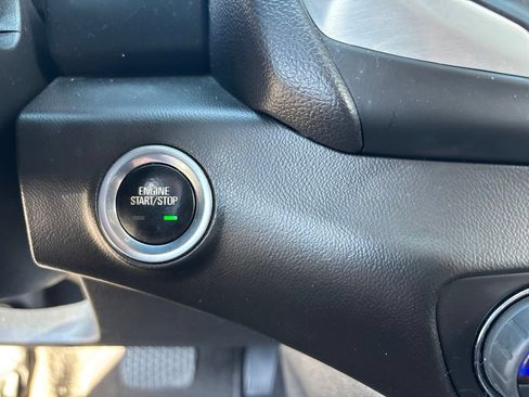 Used 2020 GMC Terrain SLE w/ Driver Convenience Package AWD/4WD image 21