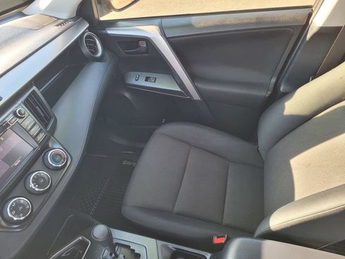 Used 2018 Toyota RAV4 LE w/ All Weather Liner Package FWD image 12