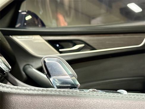 Used 2023 Jaguar F-PACE S image 19