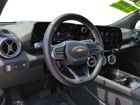 Used 2024 Chevrolet Blazer EV LT AWD/4WD image 15