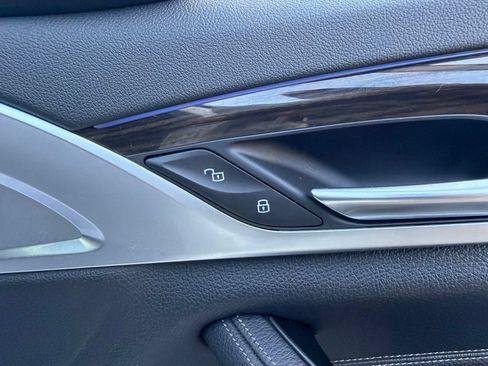 Used 2018 BMW 540i RWD image 16