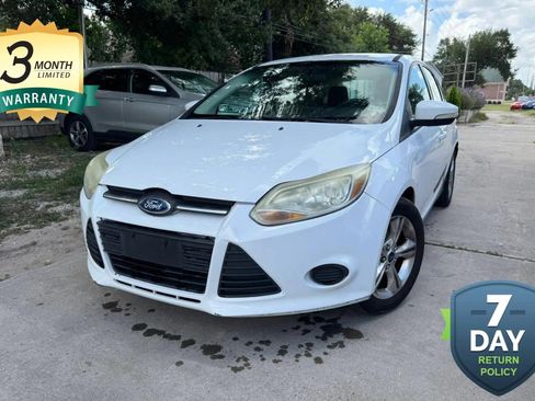 Used 2014 Ford Focus SE w/ SE Winter Package FWD image 1