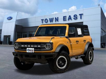 Used 2021 Ford Bronco Black Diamond w/ Sasquatch Package