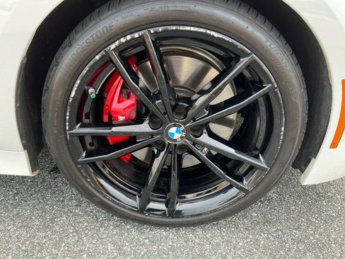 Used 2024 BMW 330i Sedan w/ M Sport Package RWD image 25