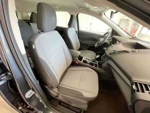 Used 2019 Ford Escape S FWD image 23