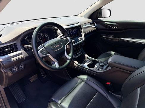 Used 2023 GMC Acadia SLT AWD/4WD image 29
