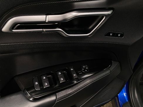 Used 2025 Kia Sportage SX image 35