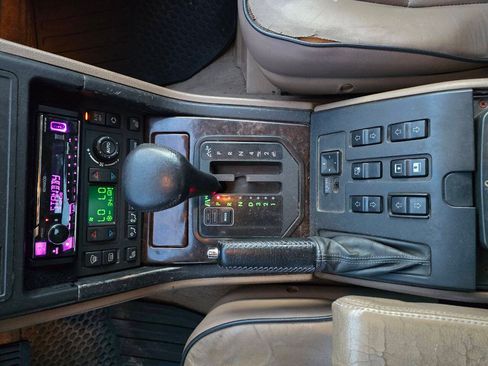 Used 2000 Land Rover Range Rover SE AWD/4WD image 18