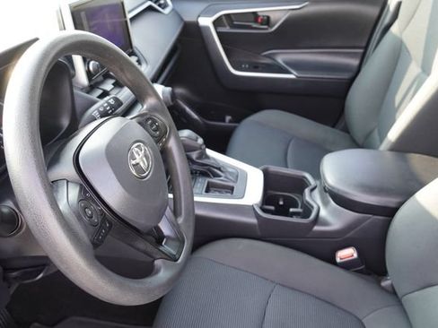 Used 2023 Toyota RAV4 LE FWD image 19