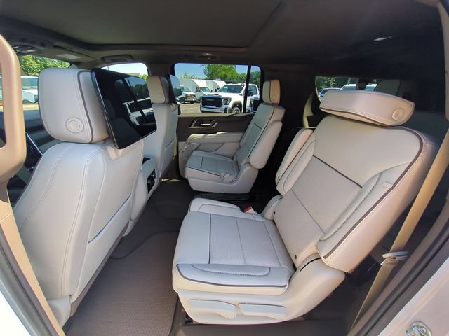 New 2026 GMC Yukon XL Denali w/ Denali Reserve Package AWD/4WD image 29
