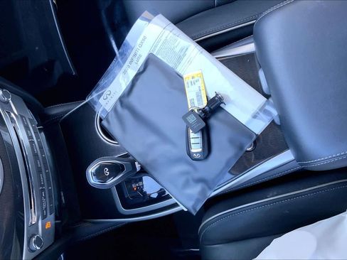 Used 2020 INFINITI QX60 Luxe w/ Essential Package image 28