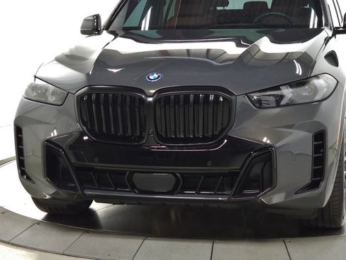 Used 2024 BMW X5 xDrive50e w/ Executive Package AWD/4WD image 11