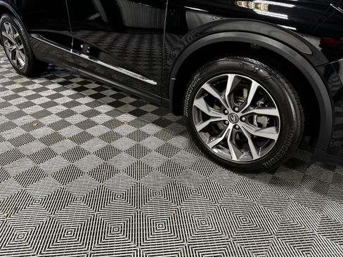 Used 2023 Acura MDX SH-AWD w/ Technology Package image 17