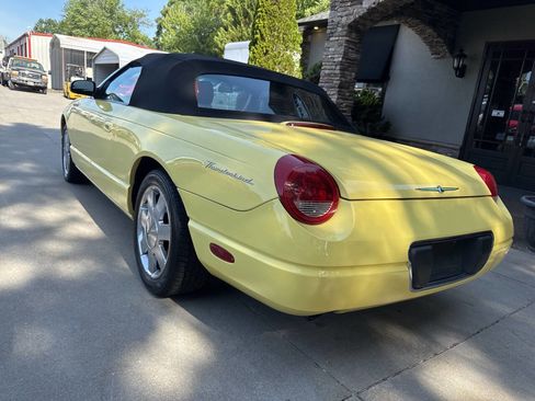 Used 2002 Ford Thunderbird RWD image 3