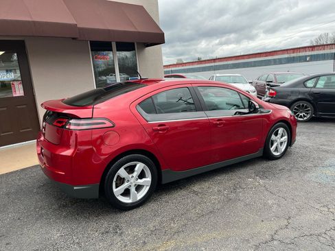 Used 2013 Chevrolet Volt Premium w/ Premium Trim Package image 5