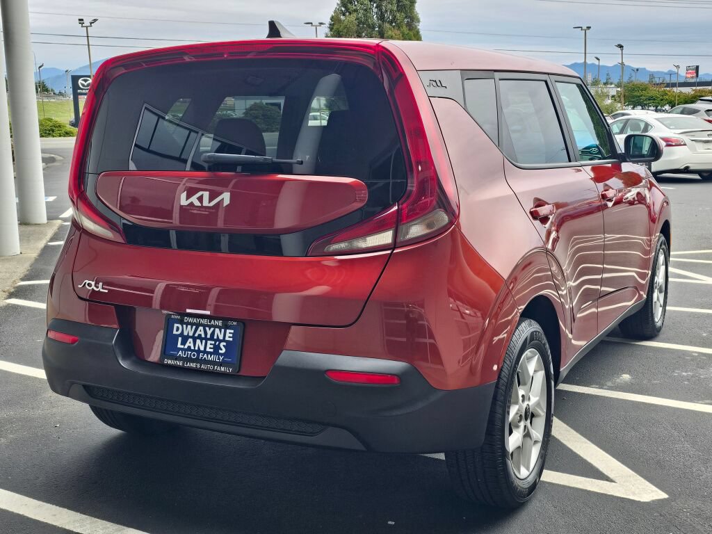 Used 2022 Kia Soul LX w/ Technology Package FWD image 5