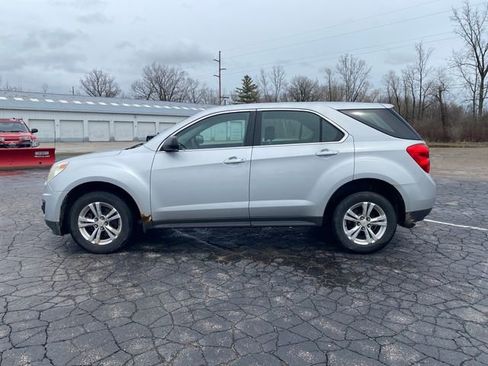 Used 2011 Chevrolet Equinox LS image 4