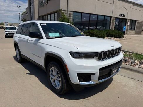 New 2026 Jeep Grand Cherokee L 4WD image 1