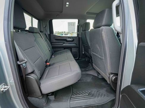 Used 2024 Chevrolet Silverado 1500 LT AWD/4WD image 23