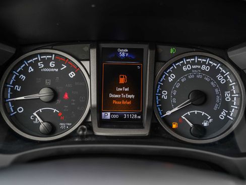 Certified 2022 Toyota Tacoma TRD Sport image 23