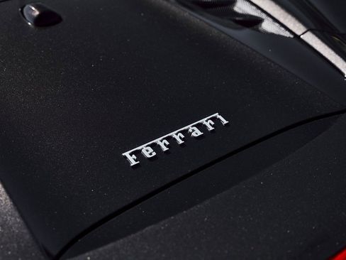 Used 2018 Ferrari 488 Spider image 12