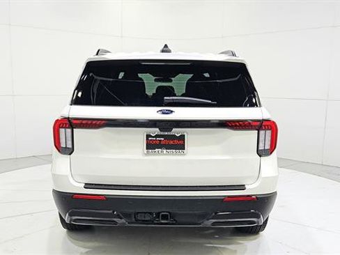 Used 2025 Ford Explorer ST-Line RWD image 7