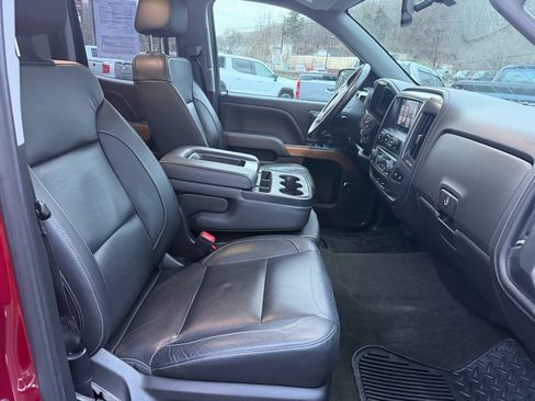 Used 2018 Chevrolet Silverado 1500 LTZ image 16