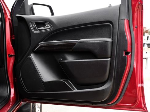 Used 2016 GMC Canyon SLT image 44