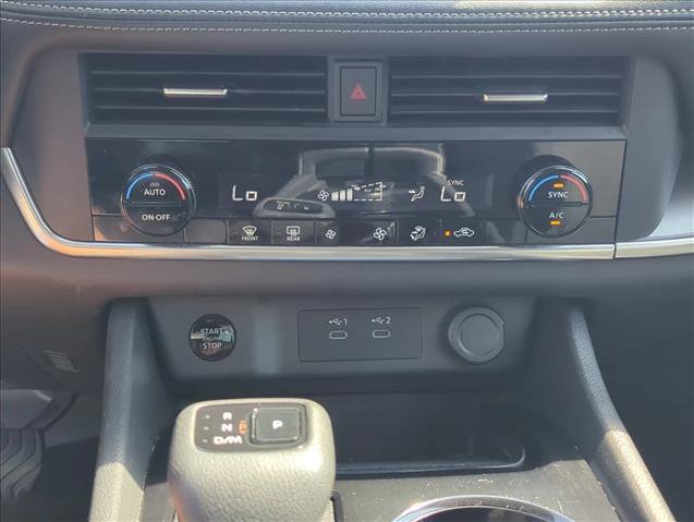 Used 2024 Nissan Rogue SV AWD/4WD image 21