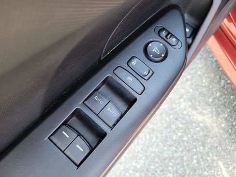 Used 2019 Honda Civic LX image 10