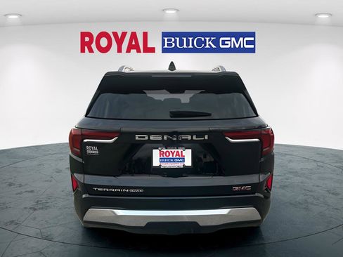 Used 2026 GMC Terrain Denali w/ LPO, Floor Liner Package image 7