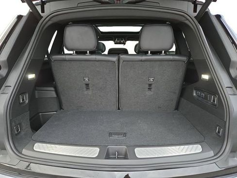 New 2026 Cadillac Vistiq Sport image 41