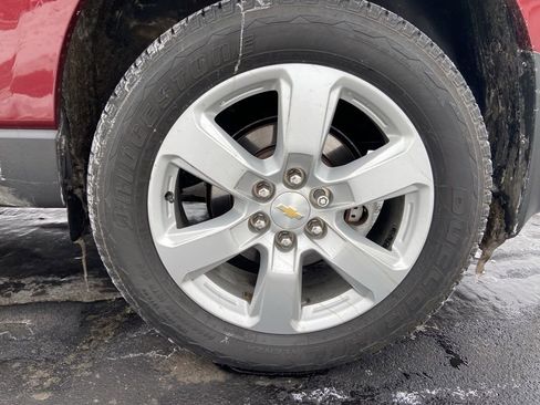 Used 2017 Chevrolet Traverse LT w/ Style and Technology Package image 9