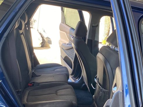 Used 2019 Hyundai Santa Fe SE AWD/4WD image 18