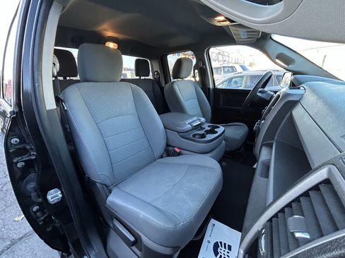 Used 2019 RAM 1500 Express image 17