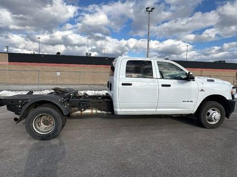 Used 2022 RAM 3500 Tradesman image 7