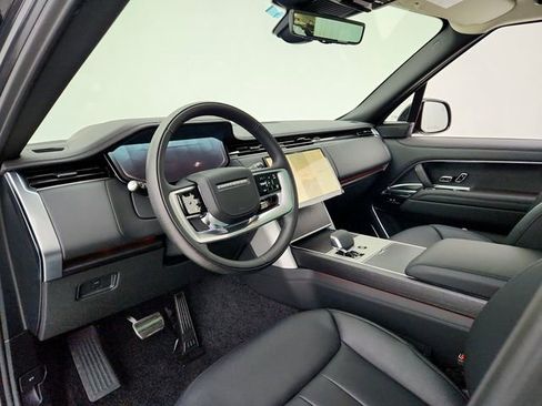 Certified 2024 Land Rover Range Rover Autobiography image 20
