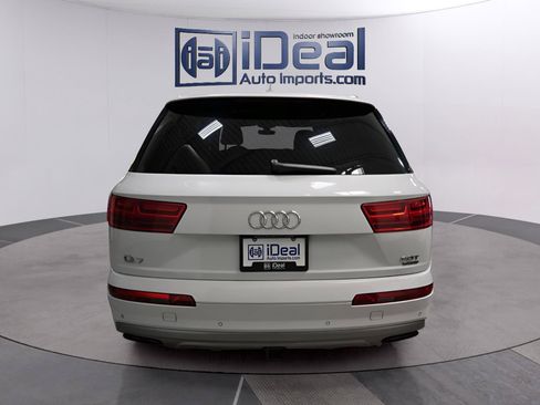Used 2017 Audi Q7 3.0T Prestige w/ Prestige Package AWD/4WD image 4