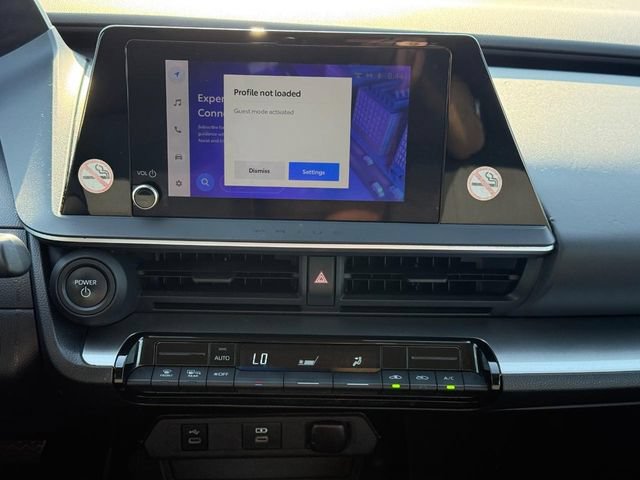 Used 2023 Toyota Prius LE FWD image 16